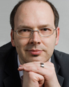Dr. Ulrich Natke ist Diplom-Mathematiker und war von 1995 bis 2003 am ...
